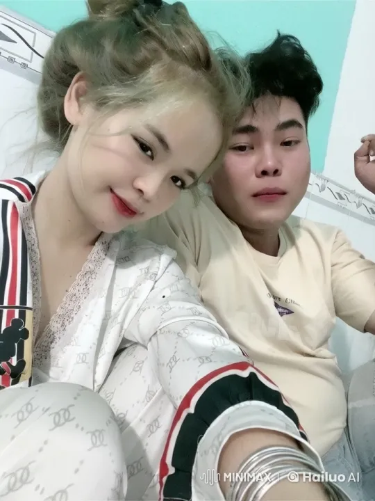 Couple Engages in Intense Martial Arts Battle – AI Generated Video | Hailuo AI