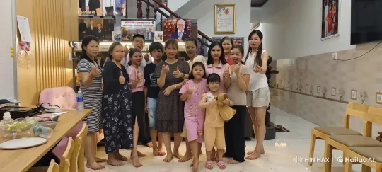 Family Engages in Playful Debate in Cozy Living Room – AI Generated Video | Hailuo AI