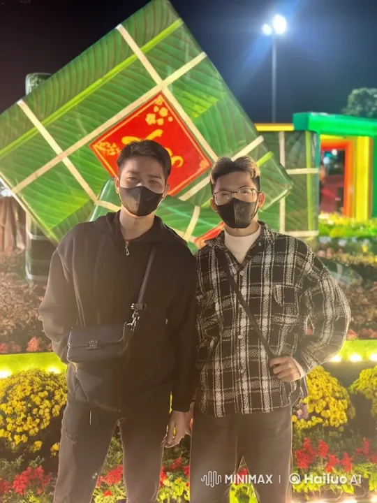 Energetic Kung Fu Sparring in Vibrant Night Setting – AI Generated Video | Hailuo AI