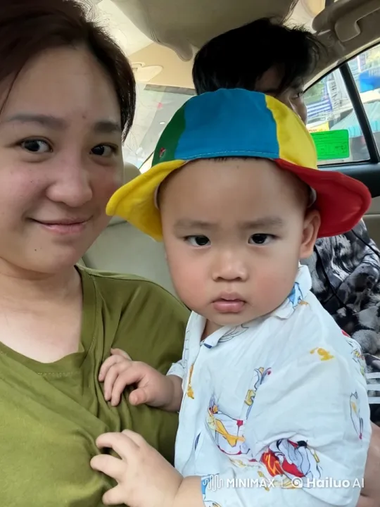 Child in Car Practicing Kungfu with Skill – AI Generated Video | Hailuo AI