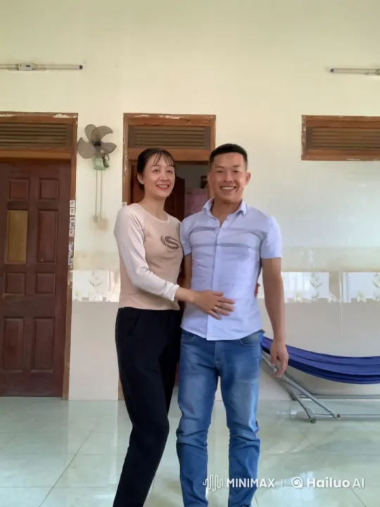 Couple's Energetic Kung Fu Fight Scene – AI Generated Video | Hailuo AI