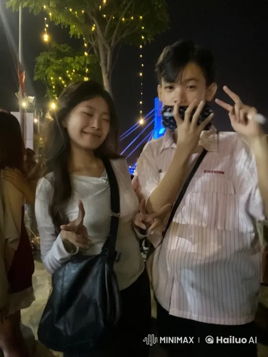Young Woman Performs Kung Fu at Nighttime Gathering – AI Generated Video | Hailuo AI