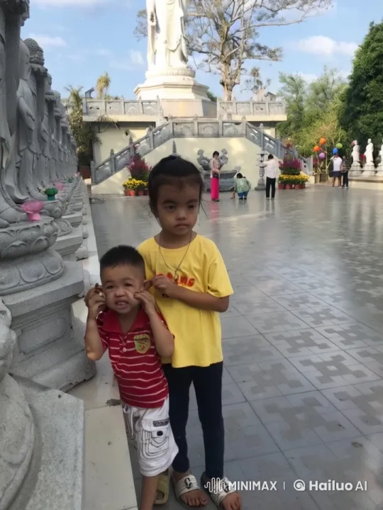 Children Practice Kungfu in Temple Courtyard – AI Generated Video | Hailuo AI