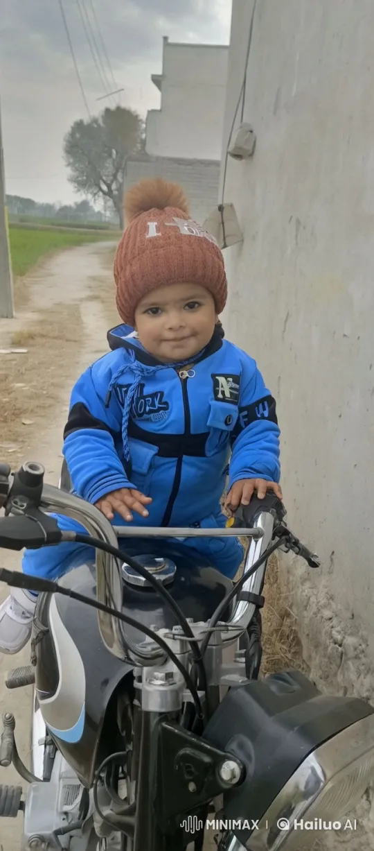 Child Explains Activity on Rural Path – AI Generated Video | Hailuo AI