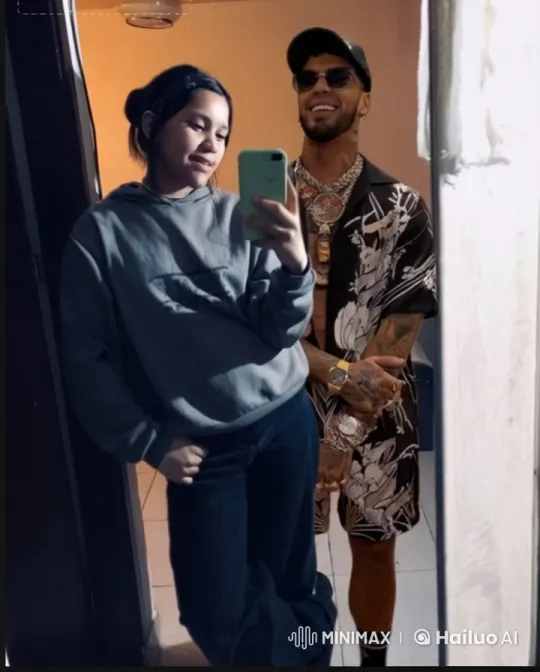 Couple Shares Affectionate Moment in Mirror Selfie – AI Generated Video | Hailuo AI