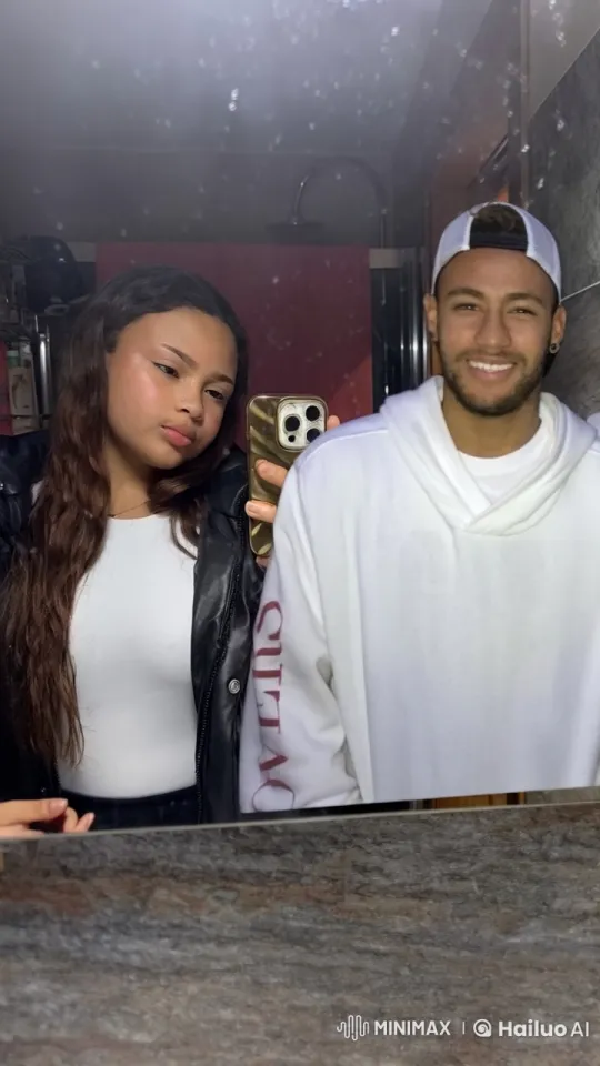 Girl in Mirror Takes Photo, Boy Kisses Her Tenderly – AI Generated Video | Hailuo AI