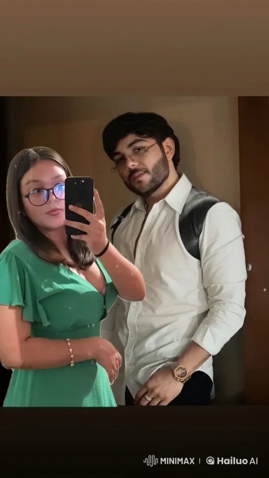 Couple's Tender Mirror Selfie with Loving Kiss – AI Generated Video | Hailuo AI