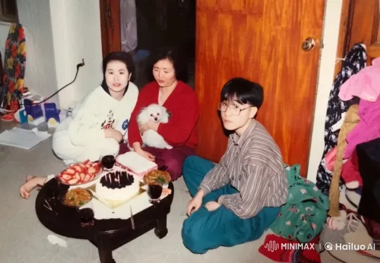 Dog Escapes, Surprising Group at Intimate Gathering – AI Generated Video | Hailuo AI