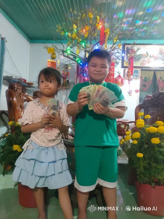 Children Perform Energetic Kung Fu Display in Decorated Room – AI Generated Video | Hailuo AI