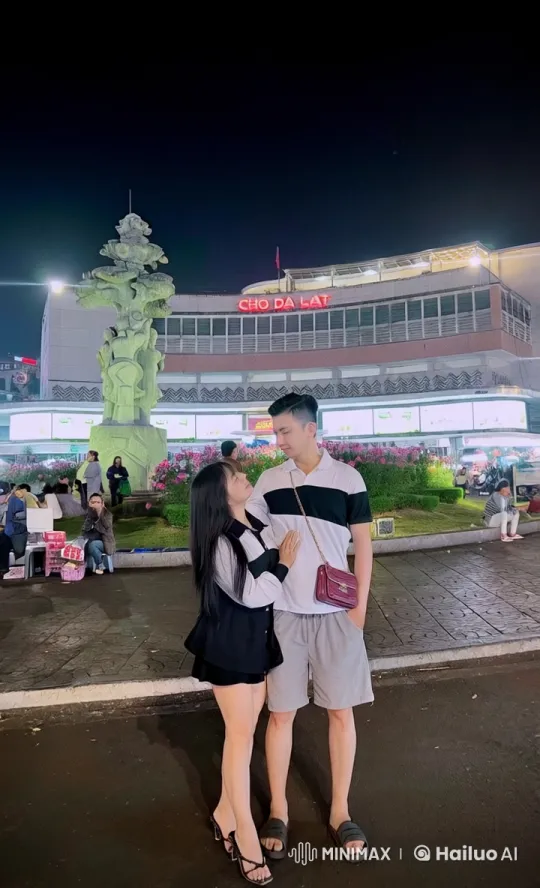 Couple Showcases Martial Arts in Bustling Night Market – AI Generated Video | Hailuo AI