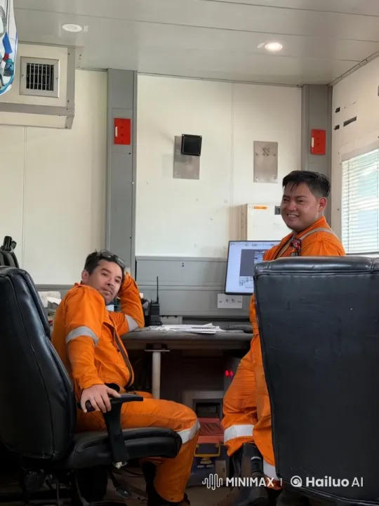 Office Conflict: Surprise Kick Leads to Knockout – AI Generated Video | Hailuo AI