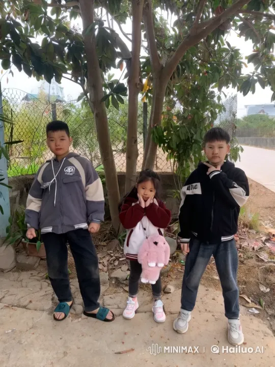 Children Display Impressive Kung Fu Skills Outdoors – AI Generated Video | Hailuo AI
