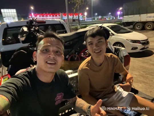 Nocturnal Kung Fu Display in Urban Parking Lot – AI Generated Video | Hailuo AI