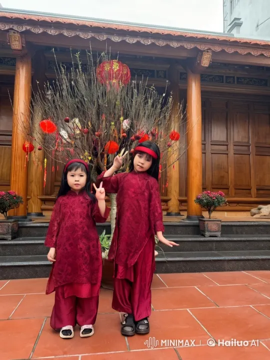 Children's Joyful Kung Fu Display in Traditional Setting – AI Generated Video | Hailuo AI