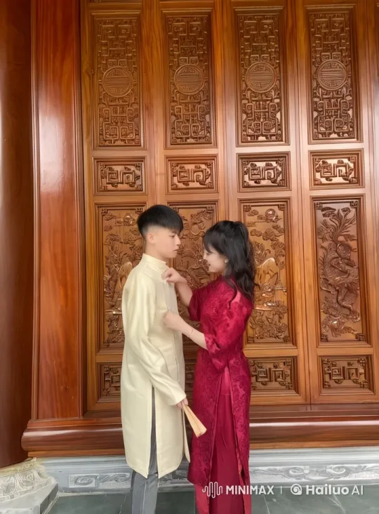Traditional Kungfu Combat with Graceful Sparring and Ornate Door Background – AI Generated Video | Hailuo AI