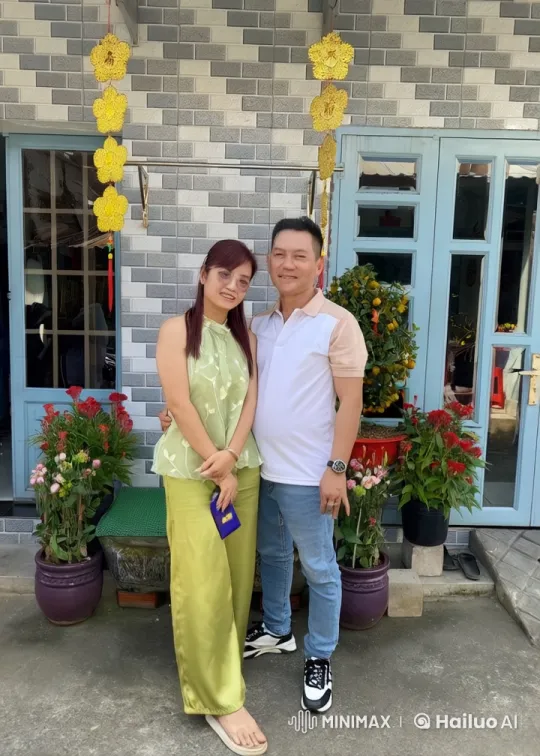 Couple Performs Synchronized Kung Fu in Festive Setting – AI Generated Video | Hailuo AI