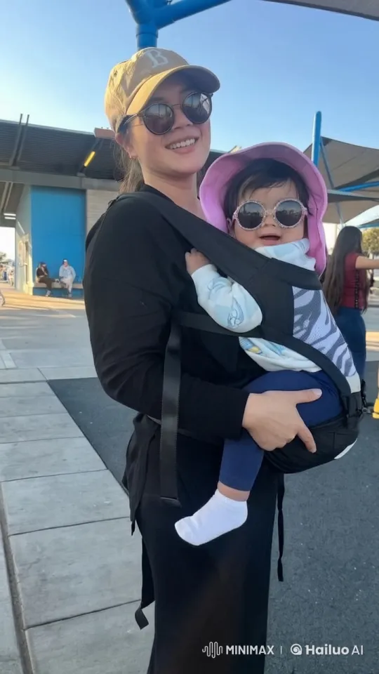 Woman and Baby's Joyful Play in Outdoor Setting – AI Generated Video | Hailuo AI