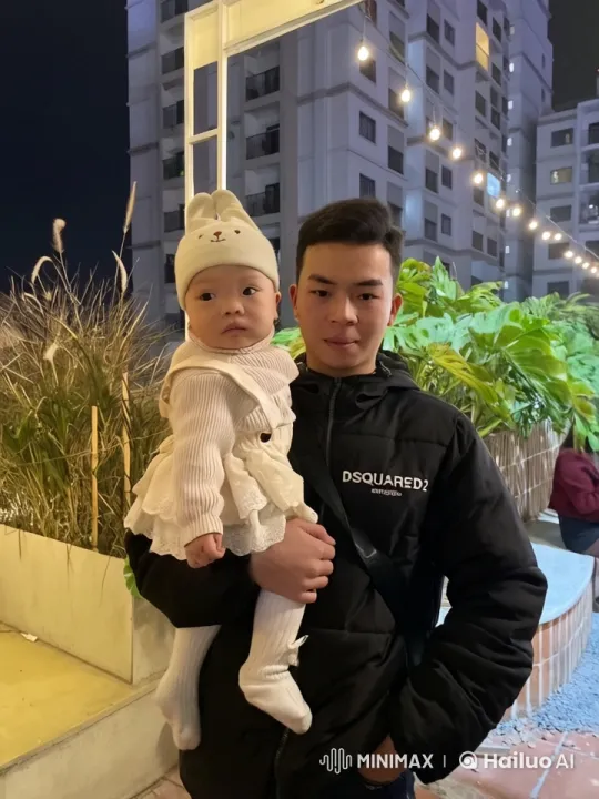 Father Practices Kung Fu with Baby in Urban Night Scene – AI Generated Video | Hailuo AI