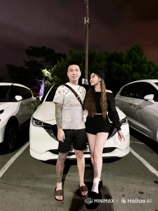 Nighttime Parking Lot Kungfu Fight Scene – AI Generated Video | Hailuo AI