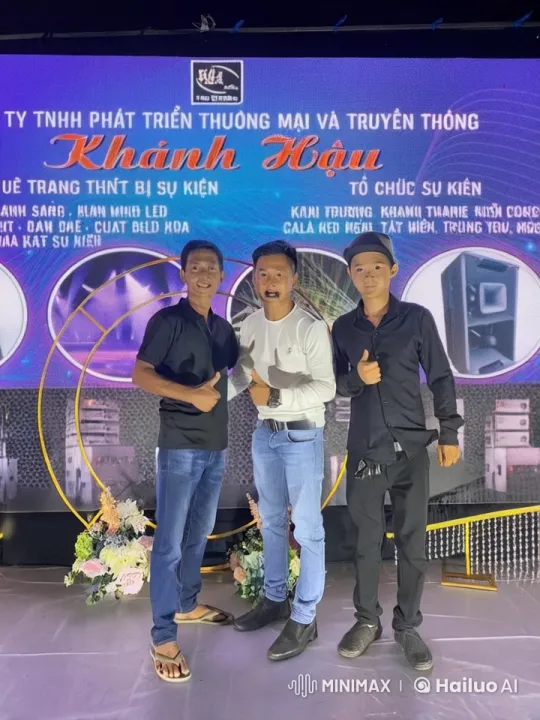 Khánh Hậu: Martial Arts Performance by Three Men – AI Generated Video | Hailuo AI