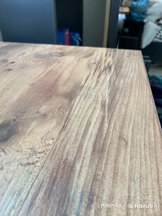 Heartfelt Moment in a Cozy Wooden-Grain Decorated Room – AI Generated Video | Hailuo AI