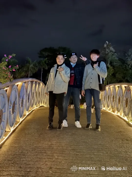 Nighttime Kungfu Performance on Illuminated Bridge – AI Generated Video | Hailuo AI