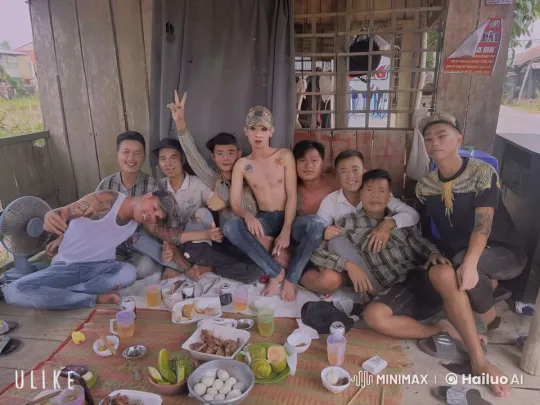 Outdoor Brawl with Martial Arts in Rustic Setting – AI Generated Video | Hailuo AI