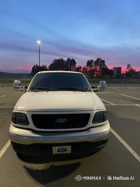 Cinematic Panorama of White Ford Truck at Twilight – AI Generated Video | Hailuo AI