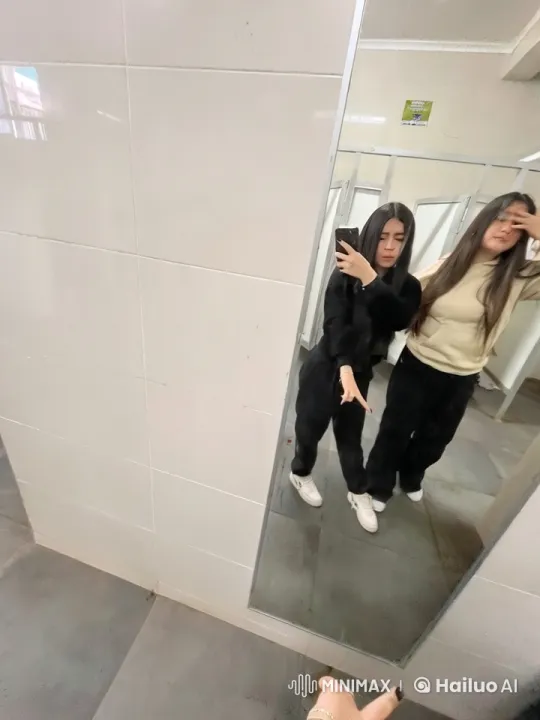 Casual Standoff Escalates to Physical Fight in Public Restroom – AI Generated Video | Hailuo AI