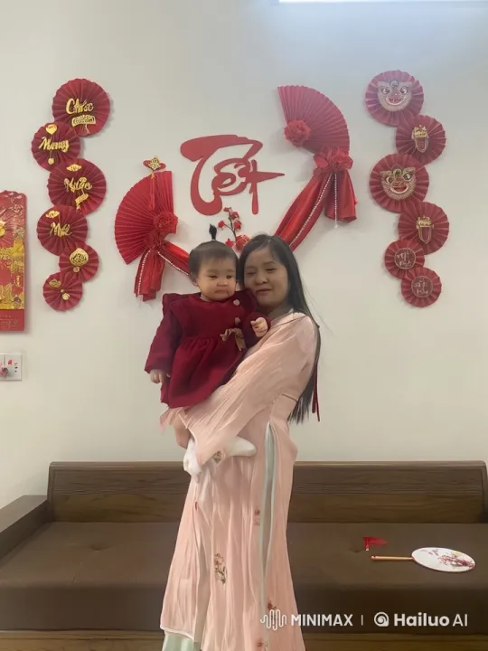 Festive Kung Fu Practice Between Woman and Child – AI Generated Video | Hailuo AI