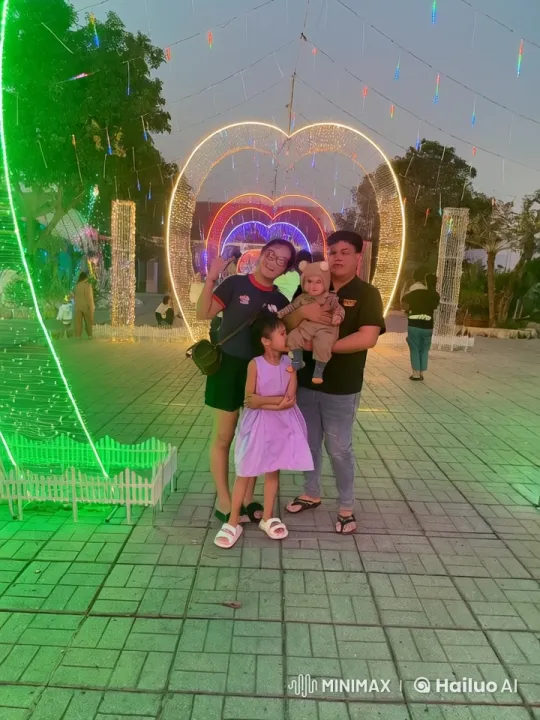 Family Performs Synchronized Kung Fu Under Colorful Lights – AI Generated Video | Hailuo AI