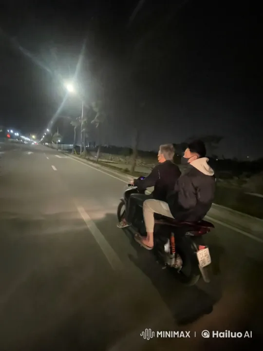 Martial Arts Display on a Dimly-Lit Road – AI Generated Video | Hailuo AI