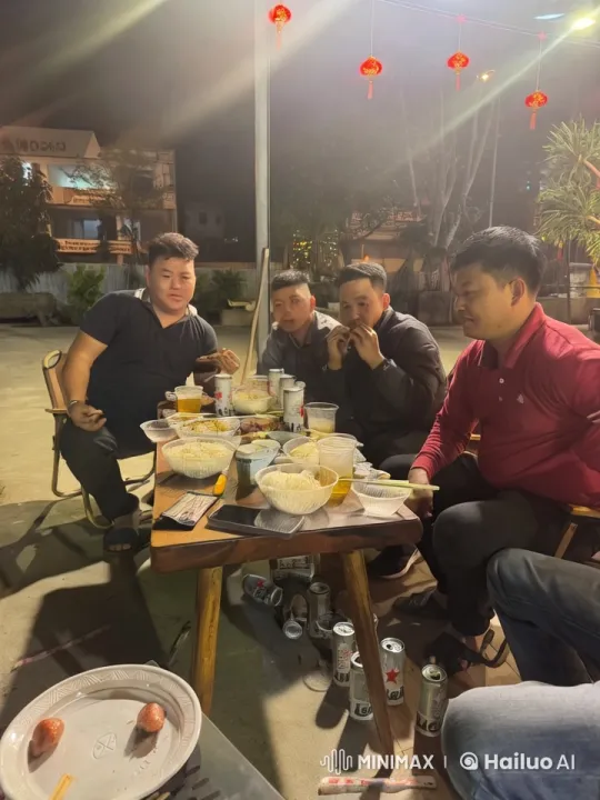 Nocturnal Kung Fu Feast: Friendship Meets Martial Arts – AI Generated Video | Hailuo AI