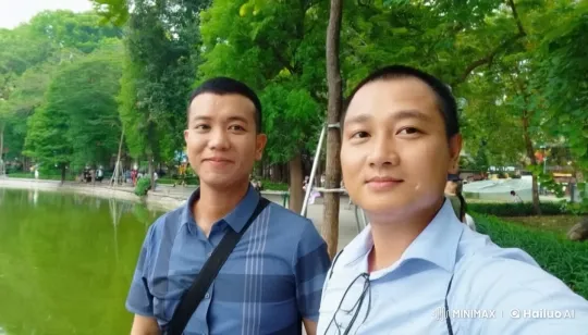 Kung Fu Battle in Peaceful Park Setting – AI Generated Video | Hailuo AI