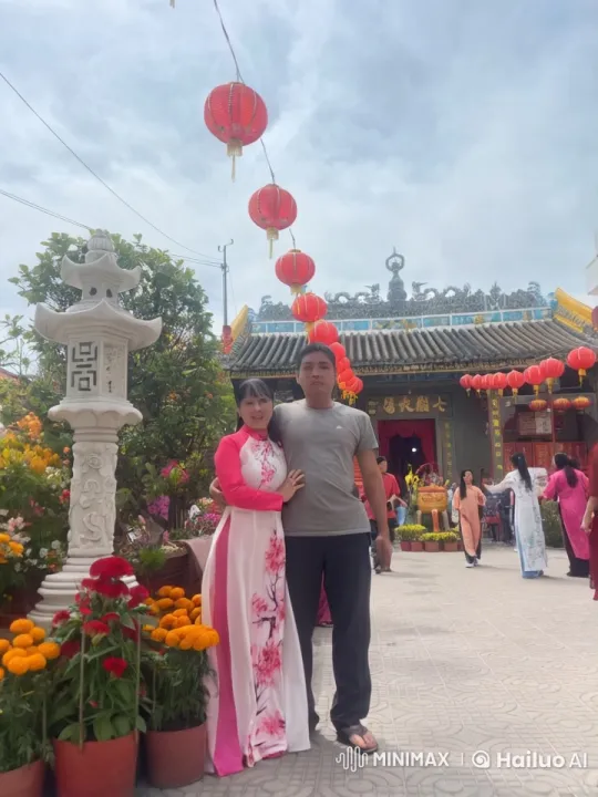 Couple Performs Synchronized Martial Arts at Temple – AI Generated Video | Hailuo AI