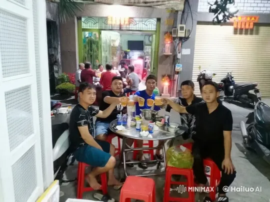 Street-side Kung-Fu Fight Amidst Night Gathering – AI Generated Video | Hailuo AI