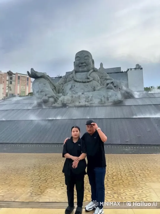 Martial Arts Display Before Monumental Sculpture – AI Generated Video | Hailuo AI