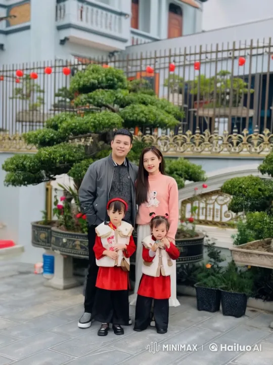 Family Demonstrates Martial Arts in Decorative Garden – AI Generated Video | Hailuo AI
