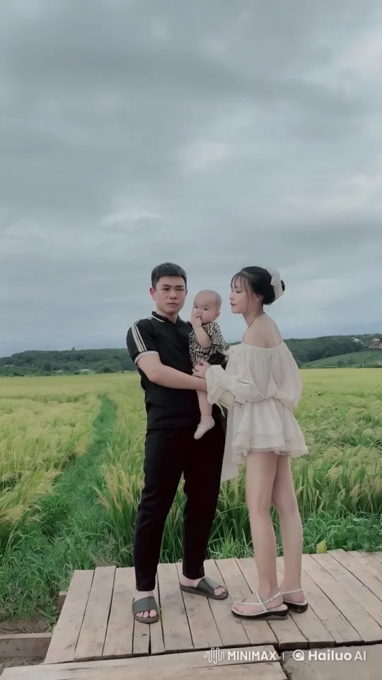 Couple Demonstrates Impressive Kungfu with Baby in Serene Countryside – AI Generated Video | Hailuo AI