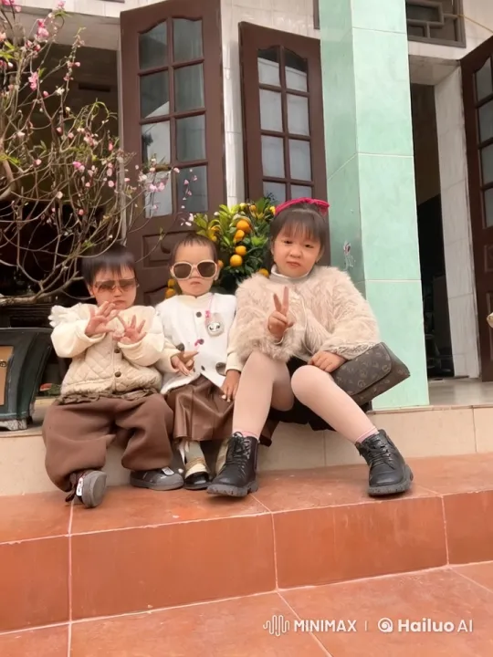 Children Practicing Kung Fu on a Porch – AI Generated Video | Hailuo AI