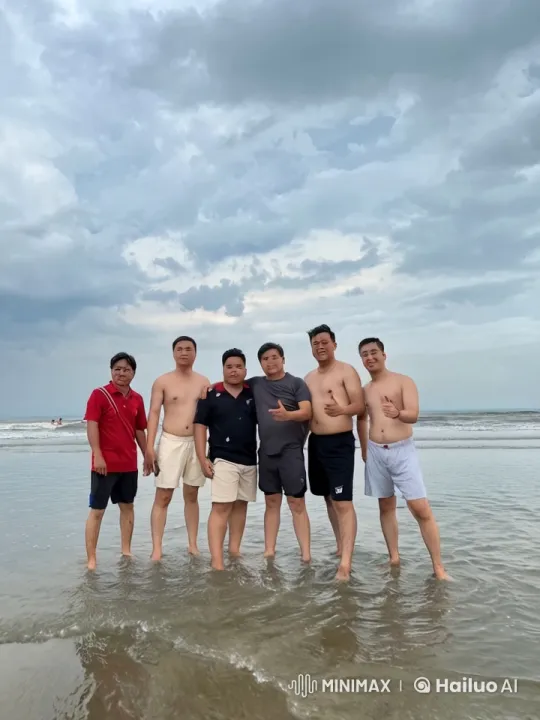 Martial Artists Showcase Dynamic Techniques at the Beach – AI Generated Video | Hailuo AI