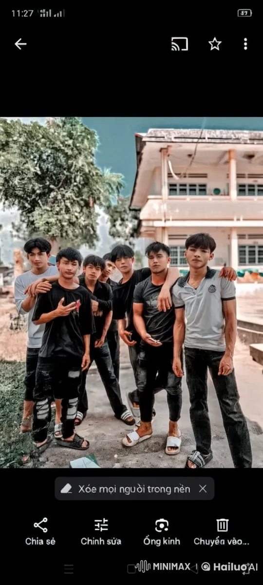Young Men Spar in Outdoor Street Fight Scene – AI Generated Video | Hailuo AI