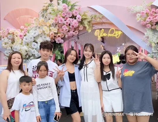 Family Celebrates with Energetic Martial Arts Display – AI Generated Video | Hailuo AI