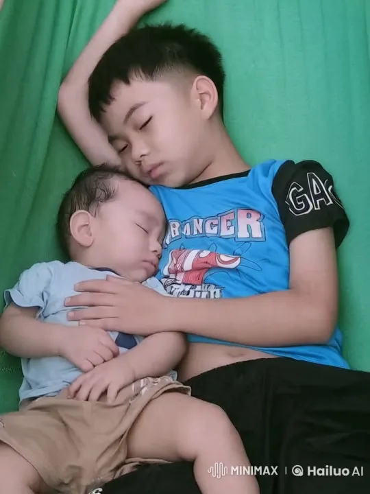 Boys Engage in Playful Kungfu Fight – AI Generated Video | Hailuo AI