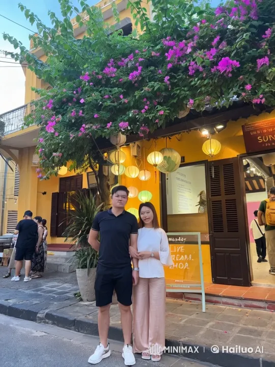 Couple Displays Impressive Kungfu Skills in Front of Lantern-Lit Building – AI Generated Video | Hailuo AI