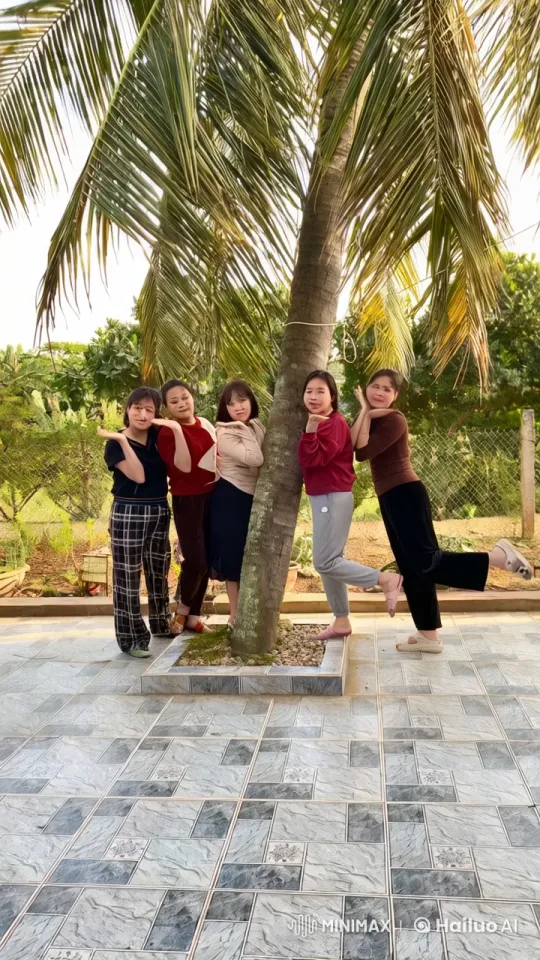Martial Arts Display Under a Palm Tree – AI Generated Video | Hailuo AI
