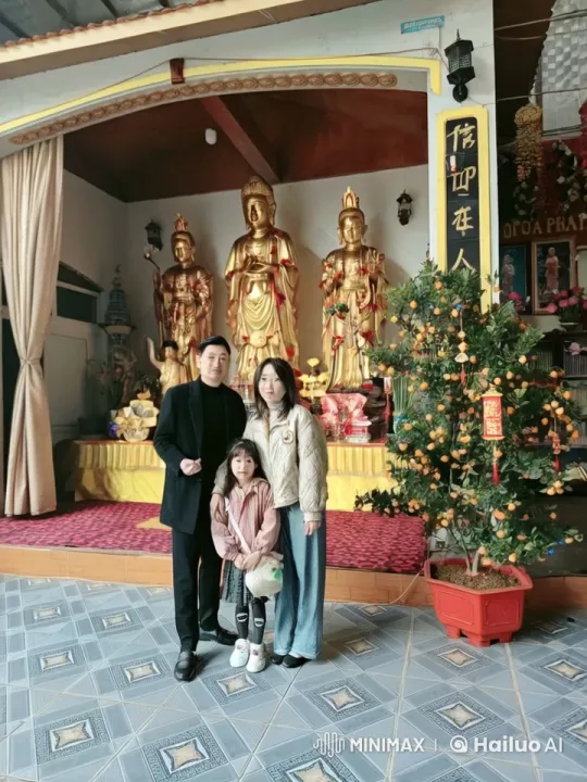 Family Demonstrates Martial Arts in Sacred Shrine Setting – AI Generated Video | Hailuo AI