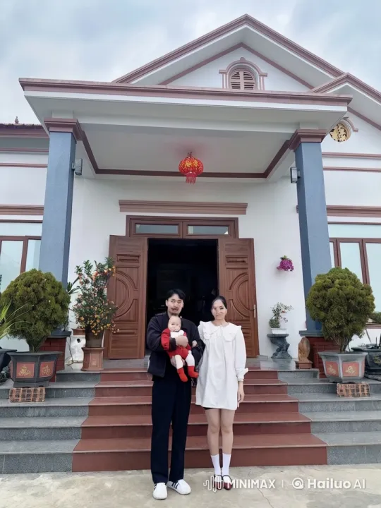 Family Displays Martial Arts in Front of Modern Home – AI Generated Video | Hailuo AI