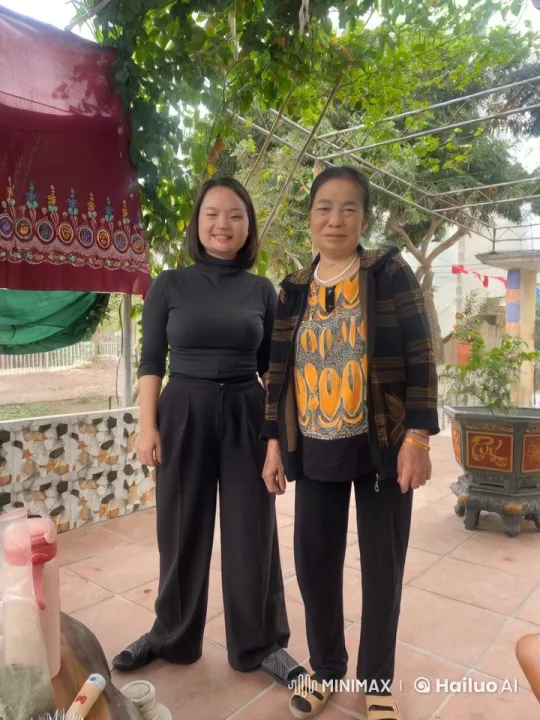 Dynamic Kung Fu Sequence by Two Women – AI Generated Video | Hailuo AI