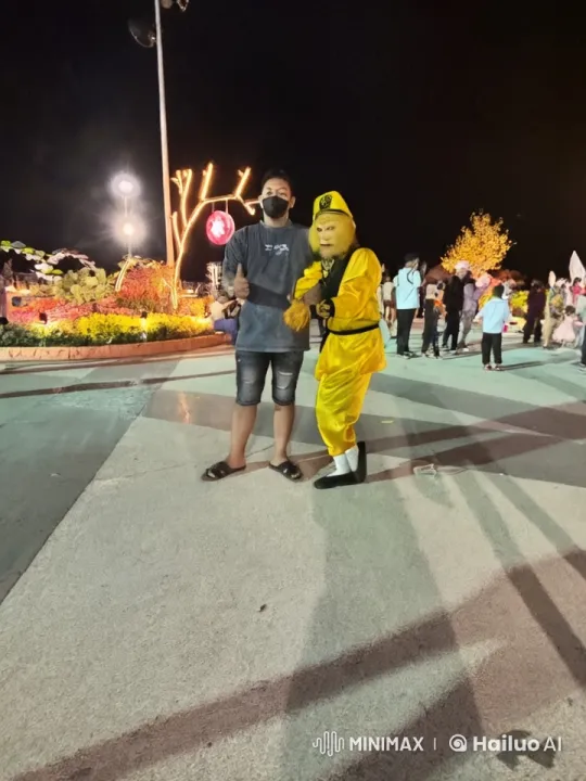 Festive Outdoor Kungfu Demonstration and Friendly Sparring – AI Generated Video | Hailuo AI